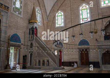 La Moschea di Yavuz Selim, conosciuta anche come la Moschea del Sultano