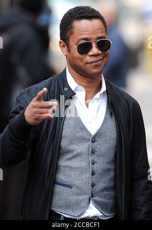 Manhattan, Stati Uniti d'America. 12 marzo 2012. NEW YORK, NY - MARZO 12: Attore Cuba Gooding Jr. Cammina nel quartiere flatiron di Manhattan il 12 Marzo 2012 a New York City. People: Cuba Gooding Jr Credit: Storms Media Group/Alamy Live News Foto Stock