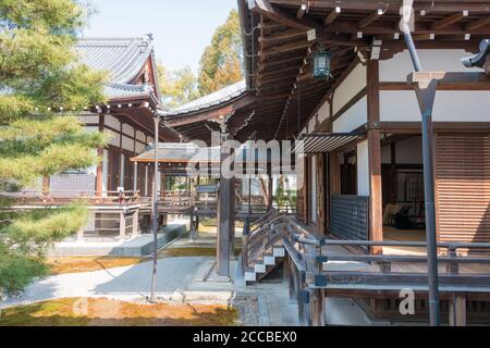 Kyoto, Giappone - Tempio di Daikaku-ji a Kyoto, Giappone. Il sito era originariamente una residenza dell'Imperatore Saga (786-842). Foto Stock
