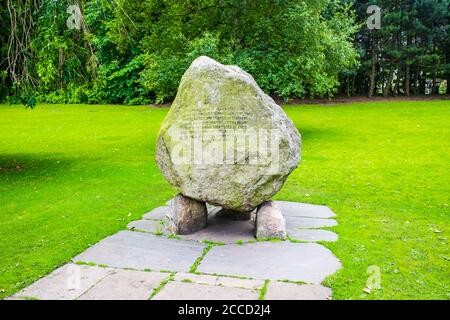 Edimburgo Scozia 7 agosto 2020 una vista della Norwegian War Memorial Stone in West Princes Street Gardens, Edimburgo il 10 marzo 2016. Foto Stock