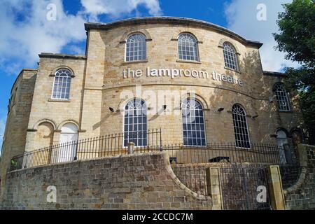Regno Unito, South Yorkshire, Barnsley, Westgate, il Teatro Lamproom Foto Stock