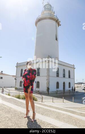 Malaga, Spagna. 21 Agosto 2020. La cantante spagnola Rozalen partecipa alla fotocellula 'la Boda De Rosa' a Malaga. La ventitreesima edizione del Festival del Cinema spagnolo di Malaga è il primo grande evento cinematografico in Spagna dopo che è stato rinviato a causa della pandemia del coronavirus lo scorso mese di marzo. L'organizzazione ha introdotto misure per prevenire la diffusione del coronavirus e garantire un evento sicuro. Il festival si terrà dal 21 al 30 agosto. Credit: STAMPA CORDON/Alamy Live News Foto Stock