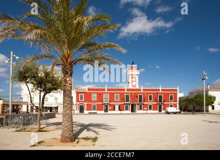 Municipio, Plaza Esplanada, es Castells, Minorca Foto Stock