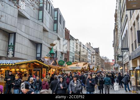 Europa, Germania, Baviera, Monaco, mercatino di Natale nel centro di Monaco Foto Stock