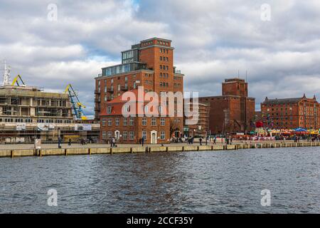 Casa ad albero nel vecchio porto di Wismar, Germania, Meclemburgo-Pomerania occidentale, Foto Stock