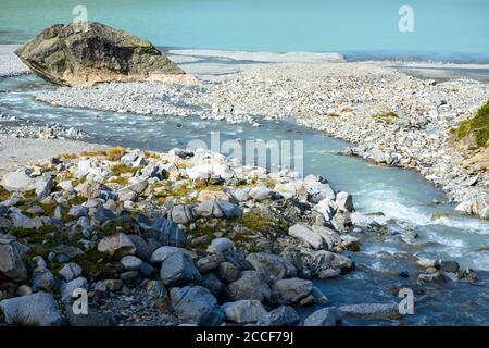 Austria, Montafon, l'Ill scorre nel Silvrettasee. Foto Stock