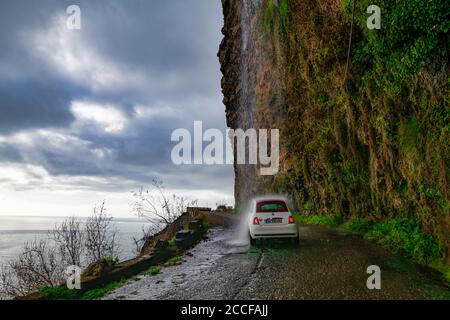 Cascata naturale, Anjos, Ponta do Sol, Madeira, Portogallo Foto Stock