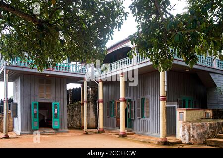 Tradizionale palazzo reale complesso sulla collina reale di Ambohimanga, provincia di Antananarivo Avaradrano, Madagascar Foto Stock