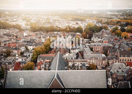 Vista di Utrecht, una delle città più antiche dei Paesi Bassi Foto Stock