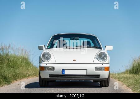 Breuberg, Hessen, Germania, Porsche 911 tipo 964, Carrera 2 Targa, anno 1991, 250 cv, 3600 ccm. Foto Stock