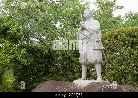 Nagasaki, Giappone- Giu 08 2019- Statua di Amakusa Shiro (1621?-1638) ai resti del castello di Hara a Shimabara, Nagasaki, Giappone. Fu guidato dalla Shimabara R. Foto Stock