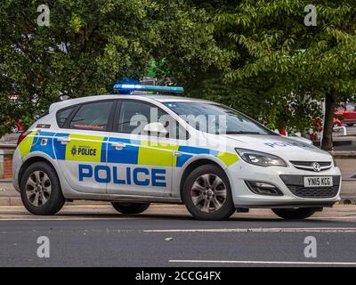 Blocco Police Car Road Foto Stock