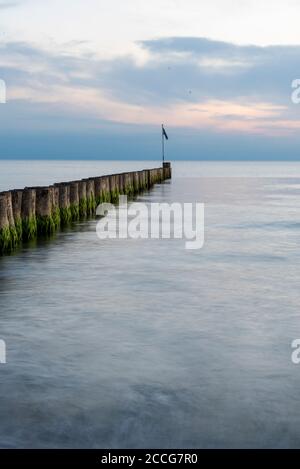 Breakwater sull'isola di Hiddensee Foto Stock