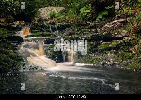 Bellissimo paesaggio a cascata in Belgio Foto Stock