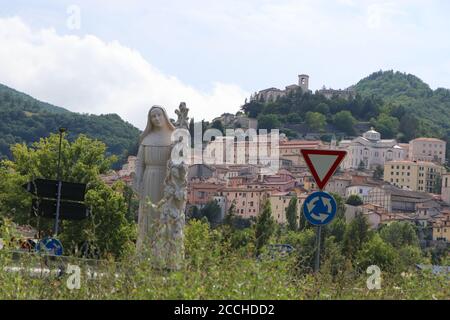Statua di Santa Rita, Santa di Cascia Umbria Foto Stock