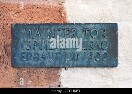 Miltenberg, Bayern / Germania - 13 07 2020: Scheda informativa per la vista a Miltenberg Foto Stock