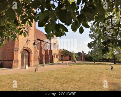 Una vecchia grande casa a Hatfield, Londra, Regno Unito. Foto Stock