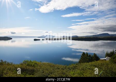 Laghi in Islanda all'alba Foto Stock