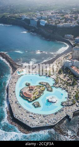 Veduta aerea delle piscine di acqua salata Lago Martianez a Puerto de la Cruz, Tenerife, Isole Canarie, Spagna Foto Stock