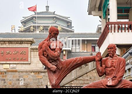 Shaolin, Luoyang, Provincia Henan / Cina - 4 gennaio 2016: Famoso arti marziali Tempio Shaolin buddista a Luoyang, Cina. Foto Stock