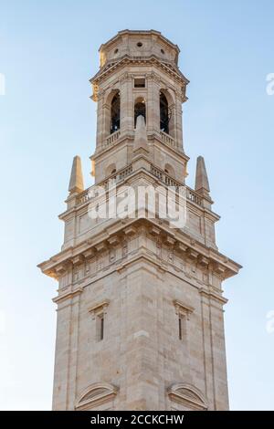 Italia, Veneto, Verona, Torre della Cattedrale di Verona Foto Stock