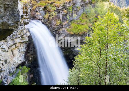 GEIRANGER, NORVEGIA - 2016 GIUGNO 13. Vista dello Storseterfossen a Geiranger Foto Stock