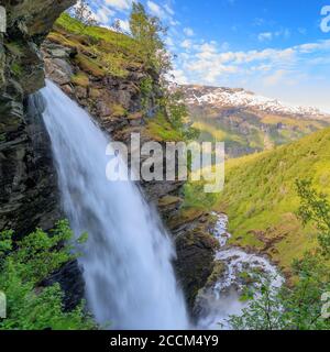 GEIRANGER, NORVEGIA - 2016 GIUGNO 13. Vista dello Storseterfossen a Geiranger Foto Stock