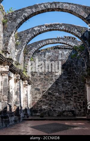 Contaduria (antico forte e rovine della chiesa) a San Blas, Messico Foto Stock