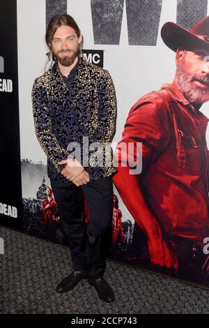 LOS ANGELES - SET 27: Tom Payne al Walking Dead Season 9 Premiere Event presso la Directors Guild of America il 27 settembre 2018 a Los Angeles, California Foto Stock