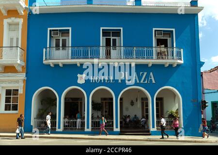 Sancti Spiritus, Cuba - 4 febbraio 2015: Hotel plaza vicino Parque Serafin Sanchez Foto Stock