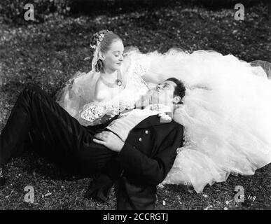 METTE DAVIS e HENRY FONDA in JEZEBEL 1938 regista WILLIAM WYLER dal gioco di Owen Davis music Max Steiner Costums Orry-Kelly Warner Bros. Foto Stock