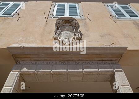 Ingresso al museo, alla Basilica Eufrasiana, patrimonio mondiale dell'UNESCO, Porec, Istria, Croazia Foto Stock