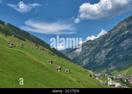 Panorama alpino di Vals in Svizzera Foto Stock