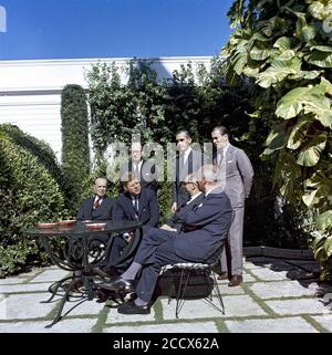 JFK - incontro con Arturo Frondizi, Presidente Argentina, a Palm Beach 02. Foto Stock