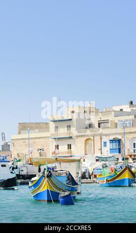 Barche da pesca maltesi al porto di Marsaxlokk, Malta. Foto Stock