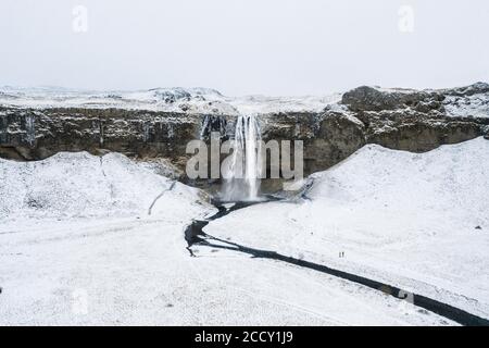 Cascata Seljalandsfoss, vista aerea, Islanda Foto Stock