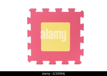 Macro foto dei dettagli di una schiuma eva isolata su sfondo bianco. Puzzle in gomma colorata per bambini. Foto Stock