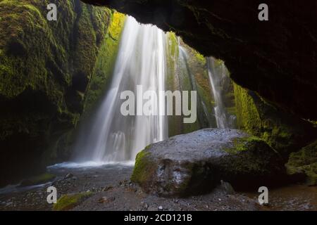 Gljúfrafoss / Gljúfrabúi / cascata di Gljufurarfoss vicino Hamragarðar / Hamragardar, Islanda Foto Stock