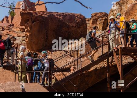 Incisioni rupestri di Twyfelfontein, Namibia, che hanno circa 2000 anni e sono un sito patrimonio mondiale dell'UNESCO dal 2007 Foto Stock