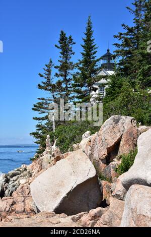 Il faro di Bass Harbor nell'Acadia National Park Maine, Stati Uniti Foto Stock