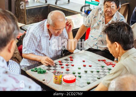 Xiangqi suonato a Singapore Foto Stock