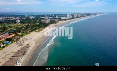 Vista aerea delle spiagge di Acapulco in Messico Foto Stock