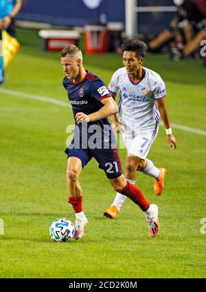 Chicago Fire FC Forward Fabian Herbers (21) gestisce la palla durante una partita di calcio della Major League (MLS) contro il FC Cincinnati martedì 25 agosto 202 Foto Stock