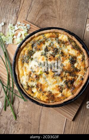 Formaggio blu Lanark e crostata di porri Foto Stock