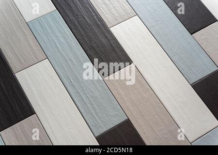 Sfondo di piastrelle in ceramica multicolore in stile scandinavo. Foto Stock
