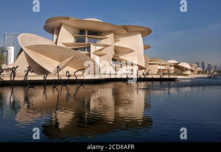 Il Museo Nazionale del Qatar è uno dei migliori esempi di arte moderna Foto Stock