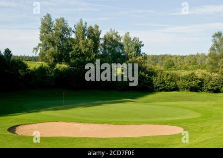 Campo da golf in campagna collinare Foto Stock