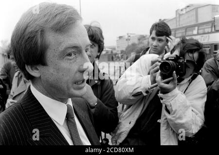 BBC Strike e NUJ e BETA picket al BBC Television Center, Wood Lane, Shepherd’s Bush. Londra. 24 aprile 1989. Foto: Neil Turner Foto Stock