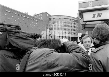 BBC Strike e NUJ e BETA picket al BBC Television Center, Wood Lane, Shepherd’s Bush. Londra. 24 aprile 1989. Foto: Neil Turner Foto Stock