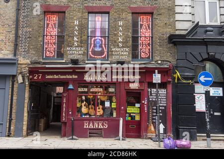 Negozio di chitarra Hanks su Denmark Street. Londra Foto Stock